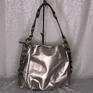COACH Gold Leather Brass Medium Shoulder Handbag